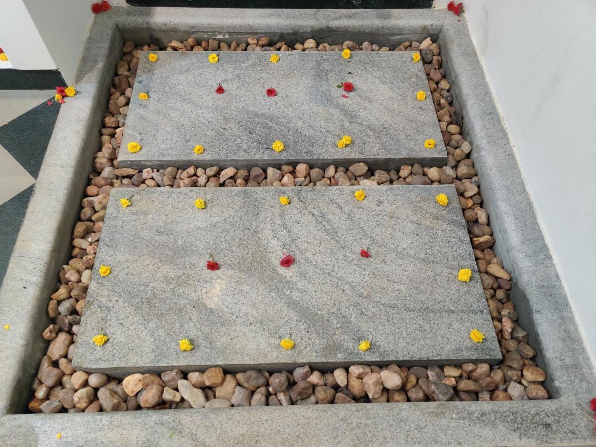 The Balified Villa Puducherry Buitenkant foto